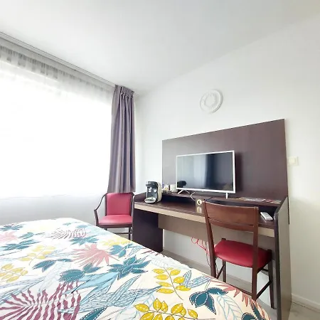 Apartment Meuble Avec Parking Idealement Place *